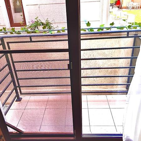 Regency Villa 艾福雷诺德 外观 照片