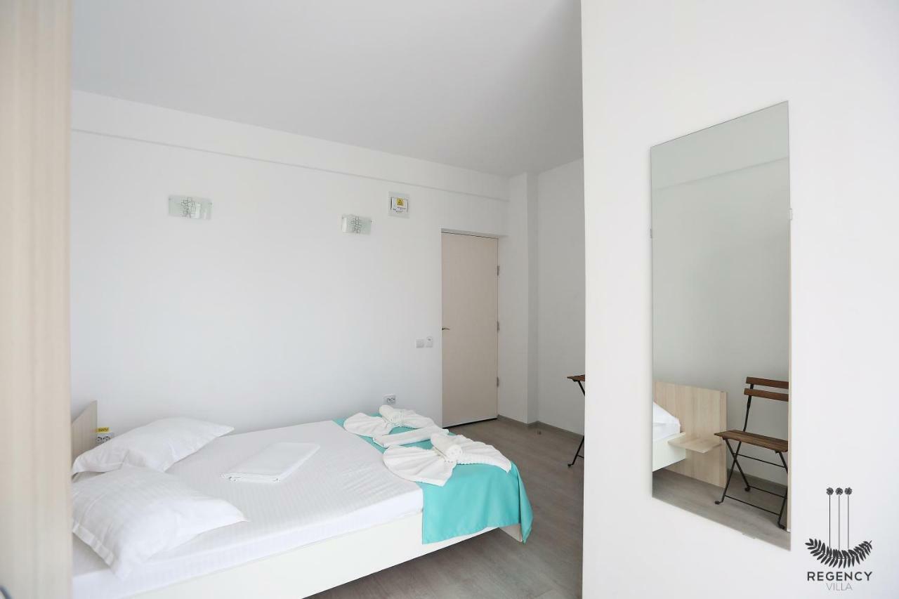 Regency Villa 艾福雷诺德 外观 照片