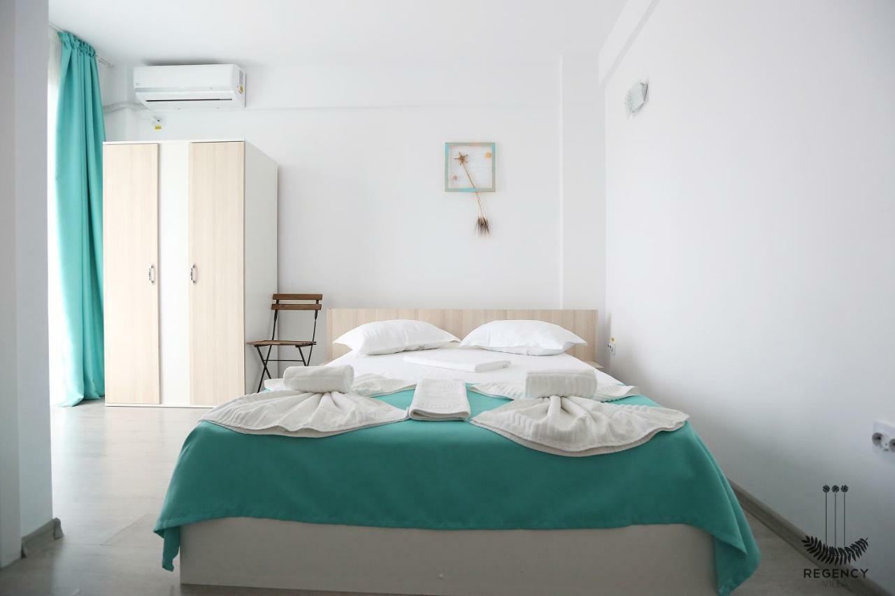 Regency Villa 艾福雷诺德 外观 照片