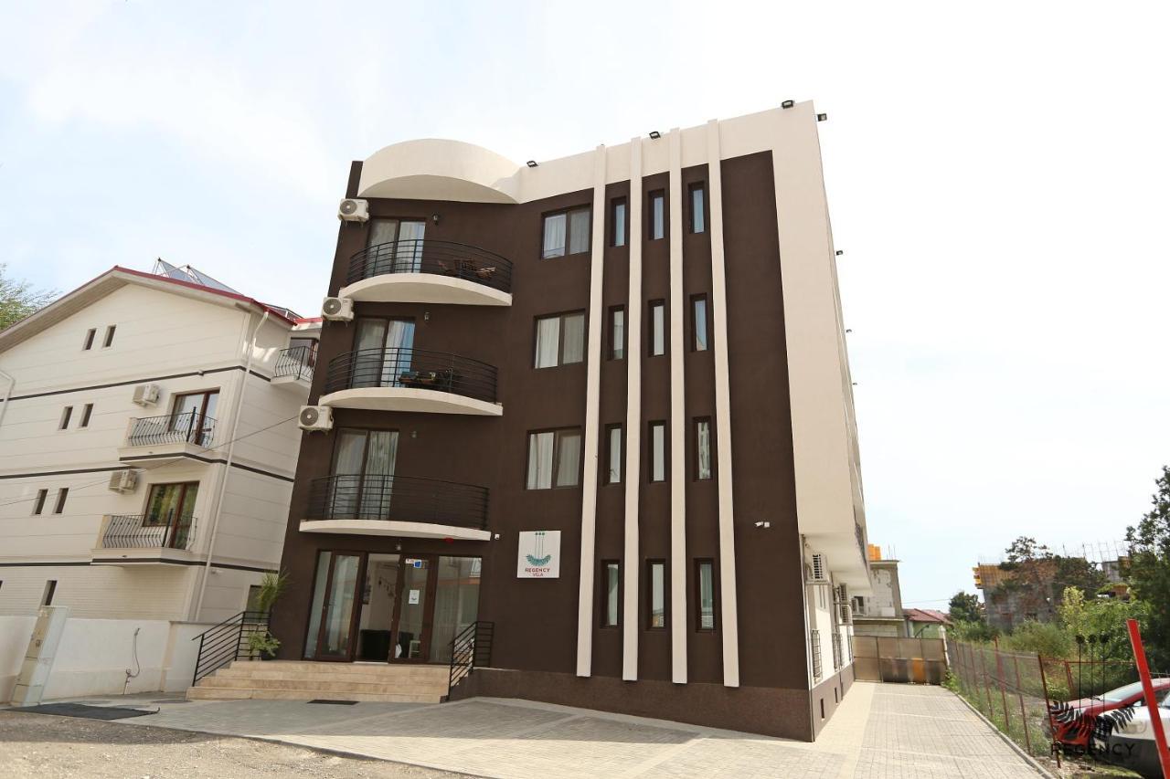 Regency Villa 艾福雷诺德 外观 照片