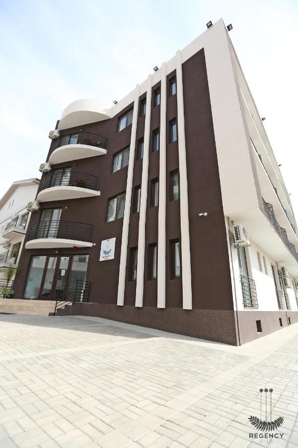 Regency Villa 艾福雷诺德 外观 照片