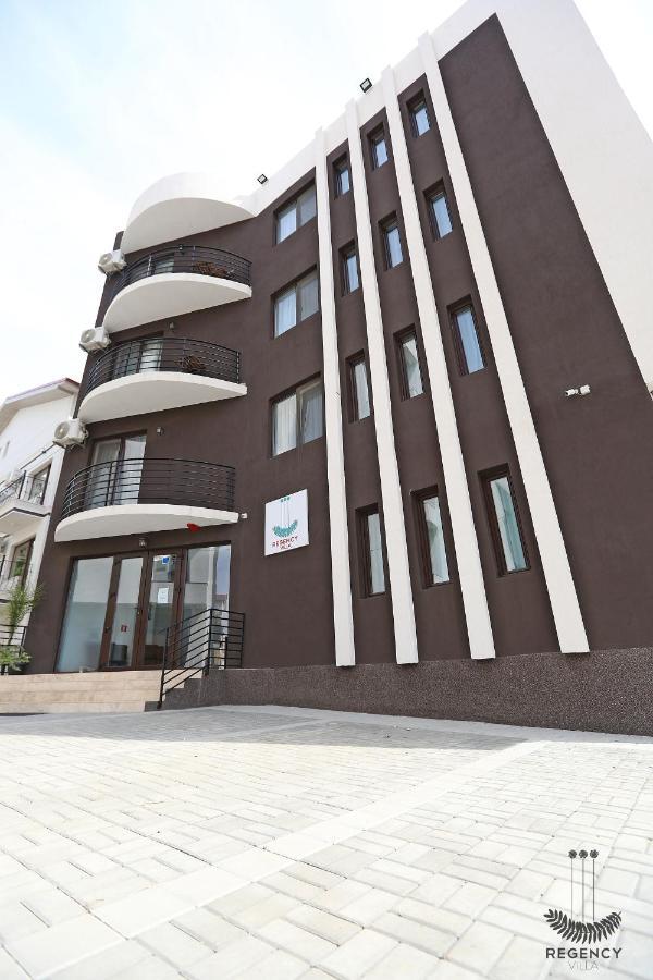 Regency Villa 艾福雷诺德 外观 照片